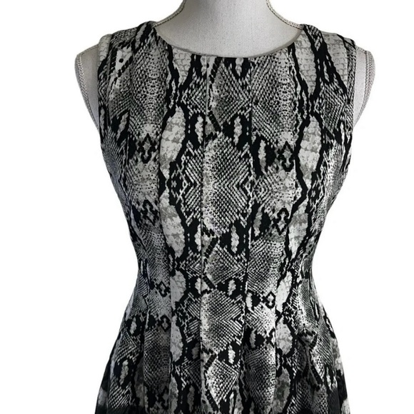 Vince Camuto Black and White A-line Dress - Picture 3 of 8